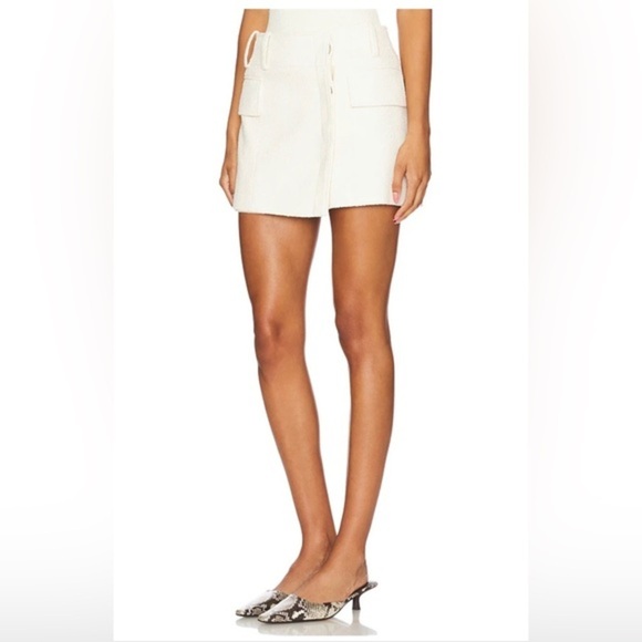 A.L.C. Cream Mini Skirt Textured Wrap Design Medium sz 6 Cora Skirt - Picture 5 of 14